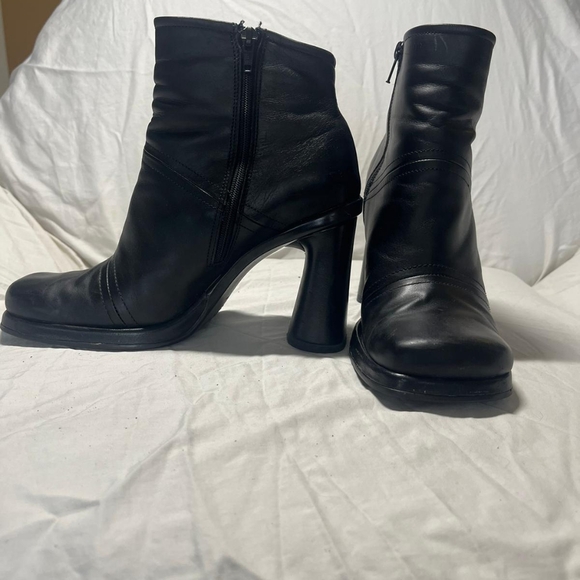 Womens ankle boots - Picture 1 of 4